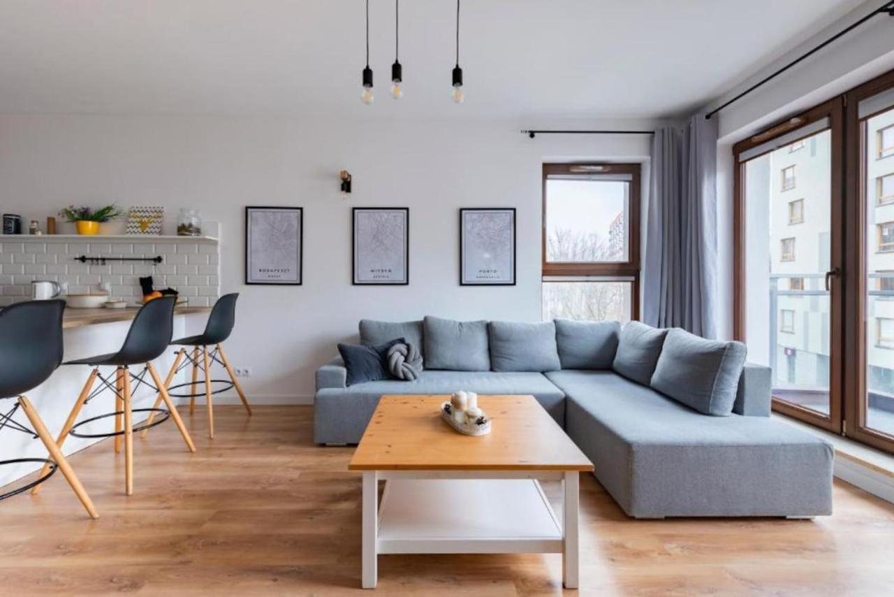 Woronicza 33B: Private Apartment with Separate Bedroom, Balcony & Free Parking Warsaw Exterior photo